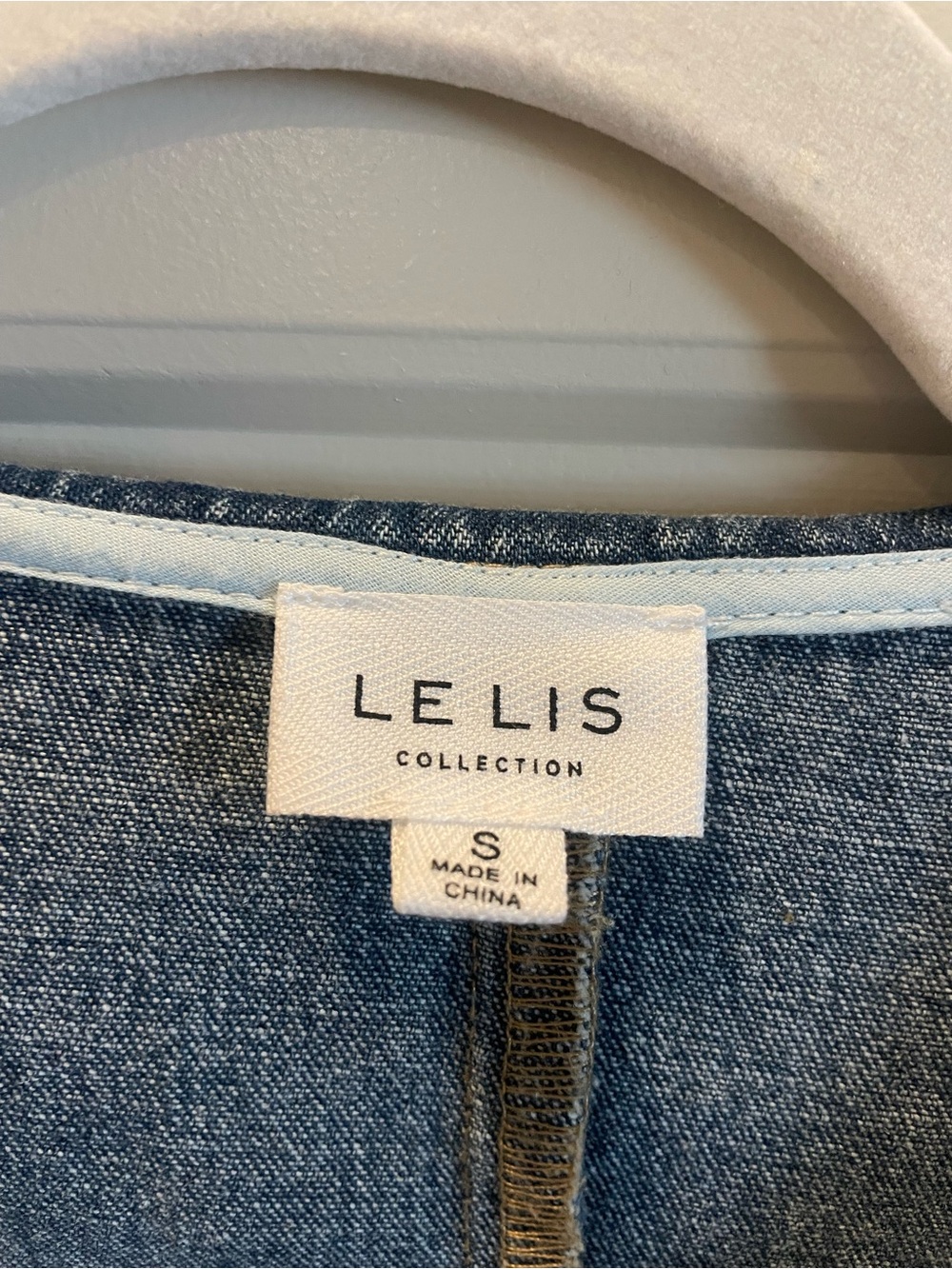 Le Lis Dark Denim Short Romper with Peter Pan Collar - Picture 4 of 7